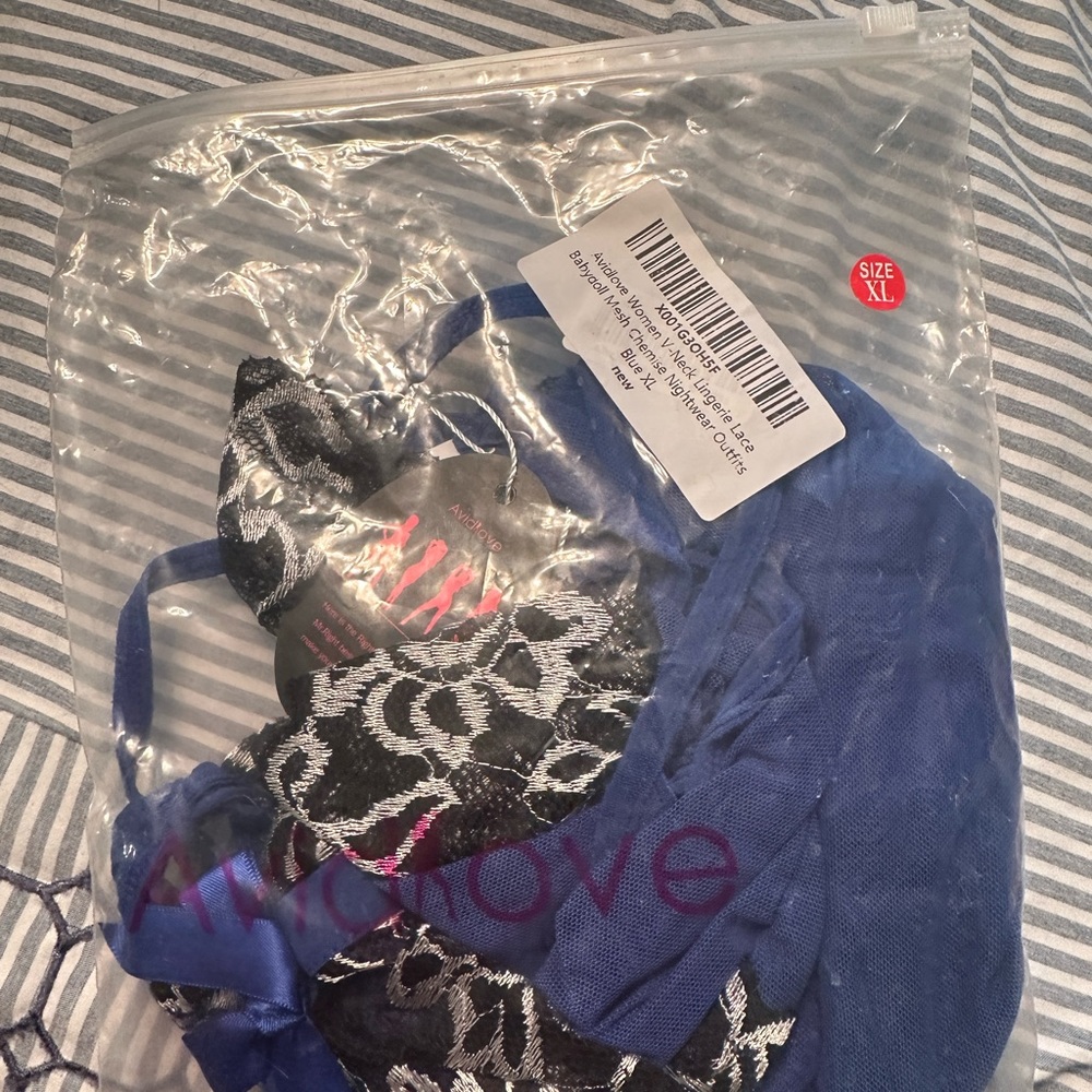 Intimate wear - Picture 4 of 5